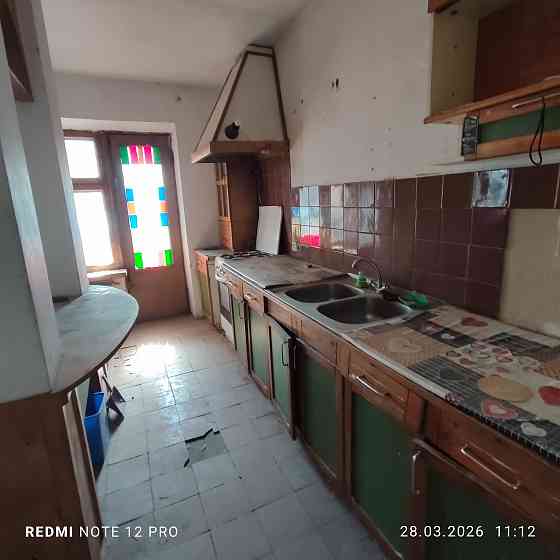 Продам 3- х комнатную квартиру в 2- х уровнях, 90 м2 Донецк