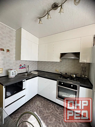 Сдается уютная 2-квартира, Будённовский район, пл. Будённого Донецк - изображение 1