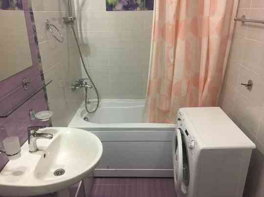 Сдаётся 1-ка в Кировском районе, Текстильщик ул. Островского, площадь 37кв. м, этаж 5 Донецк