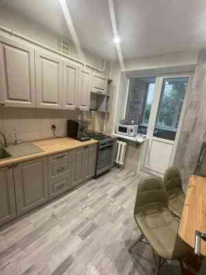 Сдам двухкомнатную квартиру в Куйбышевском районе, Топаз Донецк