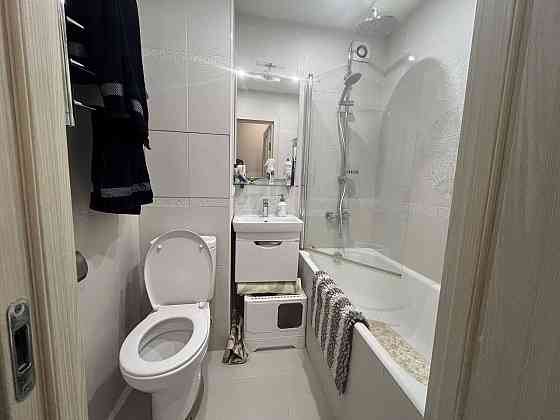 Сдается однокомнатная квартира с новым, качественным ремонтом в Ворошиловском районе Донецка по адр Донецк