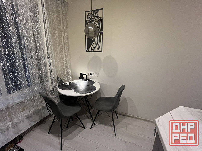 Сдается однокомнатная квартира с новым, качественным ремонтом в Ворошиловском районе Донецка по адр Донецк - изображение 2