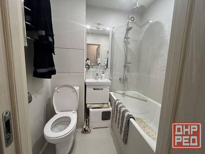 Сдается однокомнатная квартира с новым, качественным ремонтом в Ворошиловском районе Донецка по адр Донецк - изображение 1