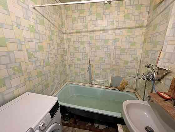 Продается двухкомнатная квартира в Центральном районе Мариуполь