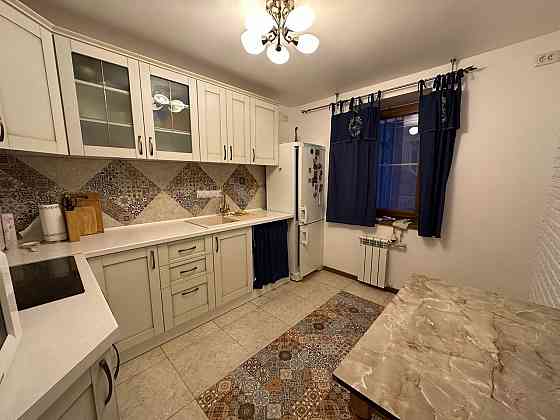 Продам 2 ком.кв. Ленинский район, дк 21 съезда, улица Куприна. Новострой Донецк