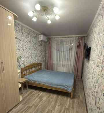 Сдаётся двухкомнатная квартира в Калининском районе города Донецка, бульвар Шахтостроителей. Донецк