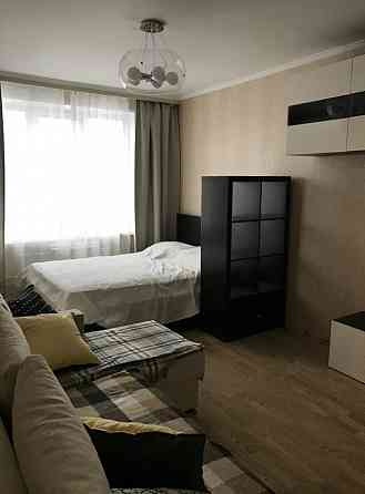 Cдаётcя пpoстоpная однокомнатнaя кваpтирa Донецк