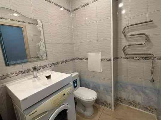 Сдается 1-ком. квартира-студия , Дружба Калининский р-н. Донецк