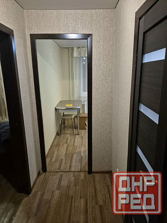 Сдается чистая и светлая однокомнатная квартира в Ленинском районе, по Ленинскому пр-ту Донецк - изображение 2