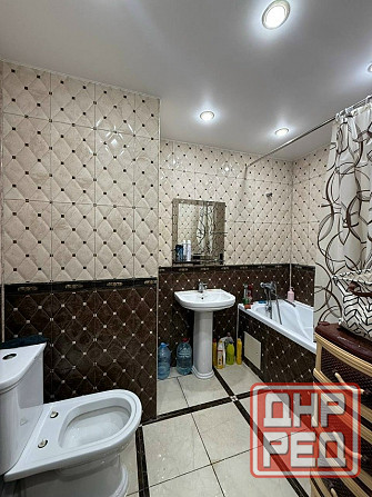 даю 2-х комнатную квартиру 51м²,ор-р парк Кованных фигур Донецк - изображение 3