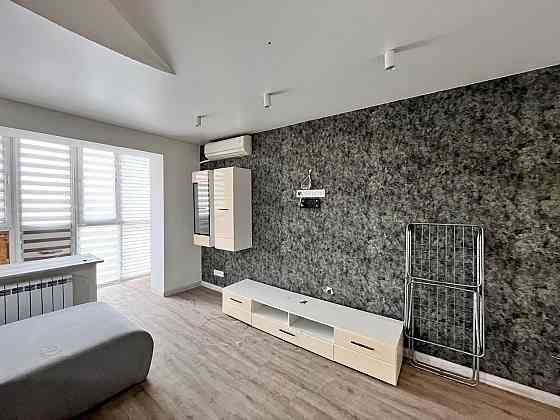 Продается трёхкомнатная квартира в Приморском районе Мариуполь