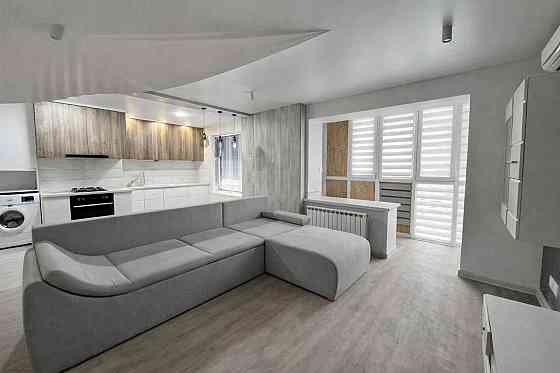 Продается трёхкомнатная квартира в Приморском районе Мариуполь