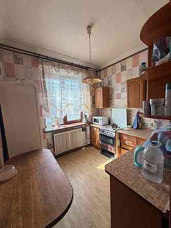 Продам 2 к.кв в самом центре ориентир Челентано Донецк