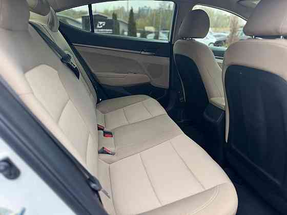 HYUNDAI ELANTRA Донецк