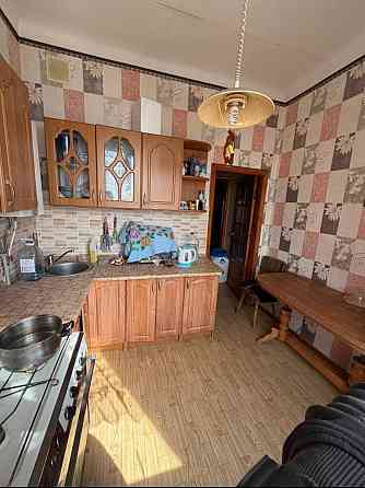 Срочно.Продам 2-ком.сталинку.Центр. Донецк