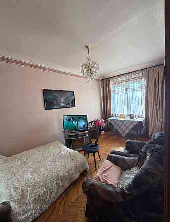 Срочно.Продам 2-ком.сталинку.Центр. Донецк