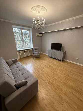 Первая Аренда 3х Комнатной Квартиры в Центре бульвара Пушкина ! Вода идет всегда-накопитель 500 лт. Донецк