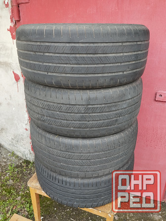 Продам шины Good Year R-18 235/45 комплект Енакиево - изображение 1