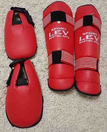 Перчатки боксерские. Ясиноватая