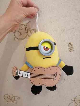 Продам игрушки миньон миньйон Донецк