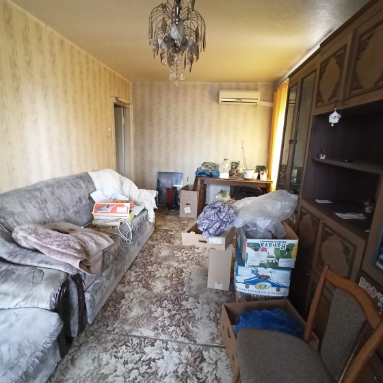 Продажа 2х комнатной квартиры 5/5 Город Донецк, Калининский  р-н ул. 50-й Гвардейской дивизии Донецк
