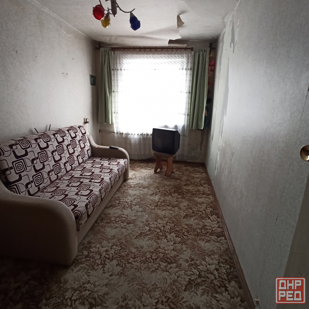 Продажа 2х комнатной квартиры 5/5 Город Донецк, Калининский  р-н ул. 50-й Гвардейской дивизии Донецк - изображение 4