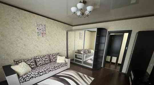 Сдам 2-комнатную квартиру в Ворошиловском районе, площадь Ленина. Донецк