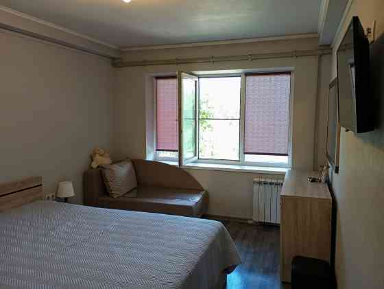 Продается 2 комнатная квартира Шахтостроителей Калининский р-н Донецк