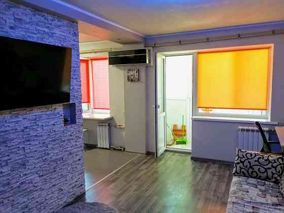 Продается 2 комнатная квартира Шахтостроителей Калининский р-н Донецк