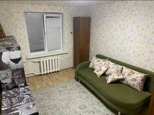 Сдается на длительный срок комфортная трехкомнатная квартира в развитом Пролетарском районе.Ул. Щети Донецк