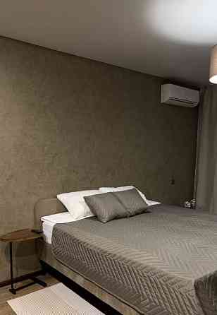 Сдается в аренду впервые просторная 1-ая квартира на Заперевальной. Донецк