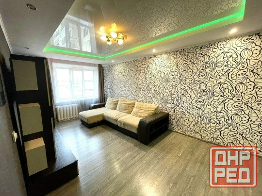 2-ка в Калининском районе, бульвар Шахтостроителей, 44 парк Строителей Донецк - изображение 1