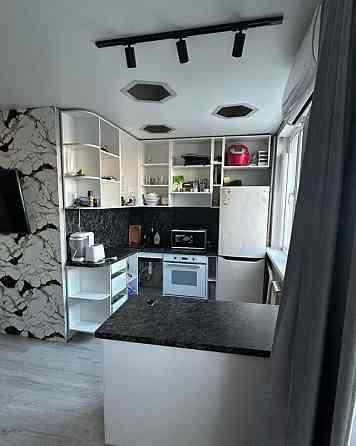 Сдаю однокомнатную студию 31.0 м² этаж 2/5 город Донецк, Калининский Донецк