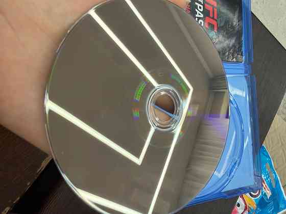 Игра UFC4 на PS4 Макеевка