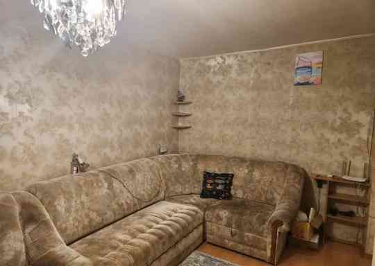 Сдается уютная небольшая студия в Калининском районе, по пр-ту Мира Донецк