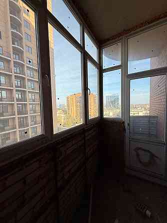 Продам 3 ком.кв 154 м2, в центре, Университетская, Звездочка. Новострой. После строителей Донецк