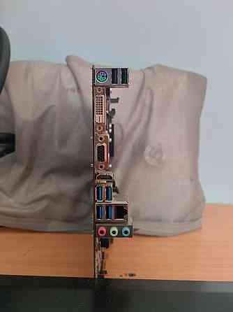 Материнская плата ASRock A320M-HDV + Ryzen 5 1400 (4 ядра / 8 потоков) Донецк