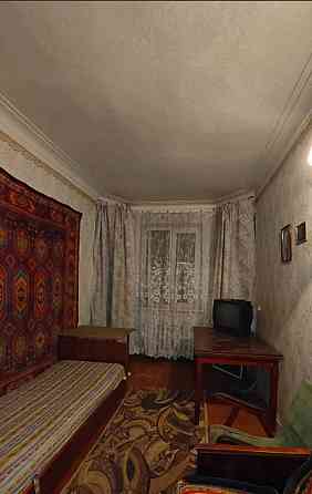 Продается трехкомнатная пл.Бакинских комиссаров 3900000 Донецк