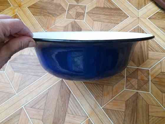 Продам миску эмалированную 32 см Донецк