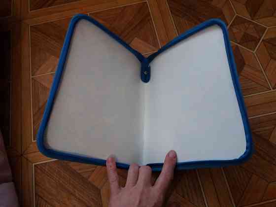 Продам папку для тетрадей документов Донецк