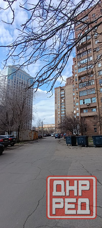 Продам тёплую 4-х комнатную квартиру в Калининском р-не, ориентир Молоко, Мединститут. Кирпичный дом Донецк - изображение 1