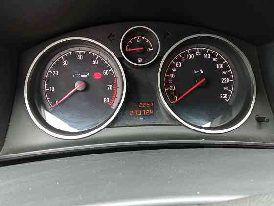 Продаётся автомобиль Opel Astra, 2004 Донецк