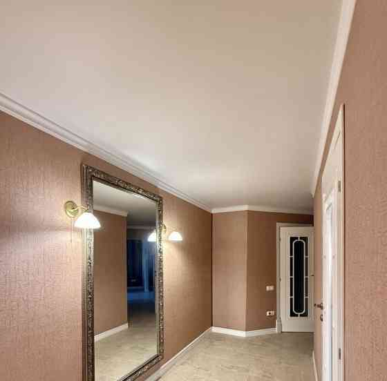 Сдаю крупногабаритную двушку переделанную из трешки в Будённовском районе. ул. Багратиона Донецк