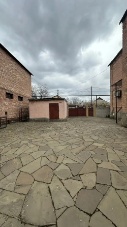 Продам 3-х этажный Дом в Донецке! Донецк