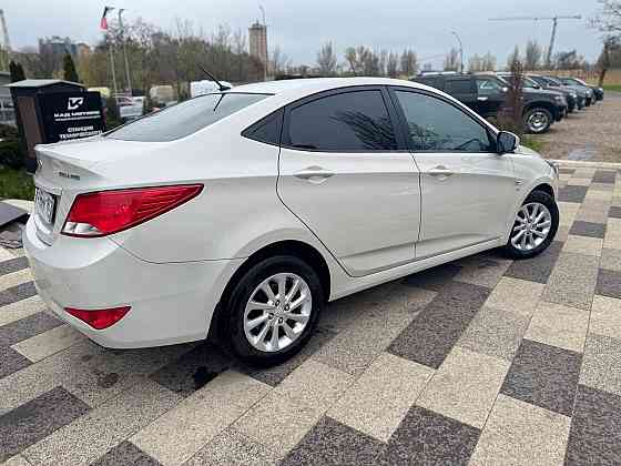 HYUNDAI SOLARIS Донецк