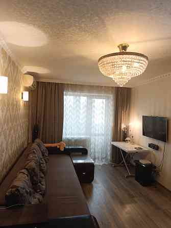 Продам 2 х ком. квартиру 4/5, 48 М2.Ленинский район. Кирова 46. Донецк