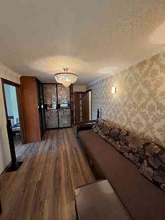 Продам 2 х ком. квартиру 4/5, 48 М2.Ленинский район. Кирова 46. Донецк