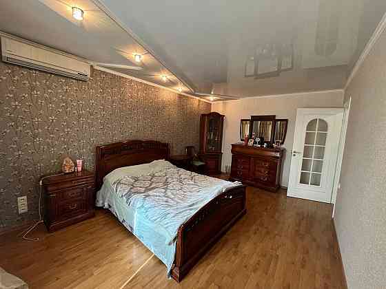 Продажа 6-комнатная квартира 140 м2 с мебелью , техникой . Донецк