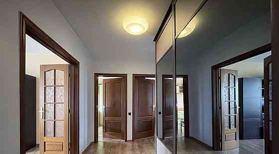 сдается трехкомнатная квартира в киевском районе Донецк