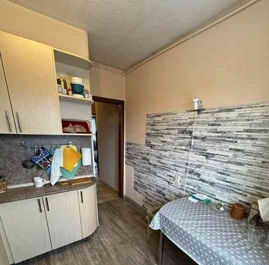 Срочно сдам двухкомнатную квартиру, Ленинский район, ориентир Цирк. Донецк